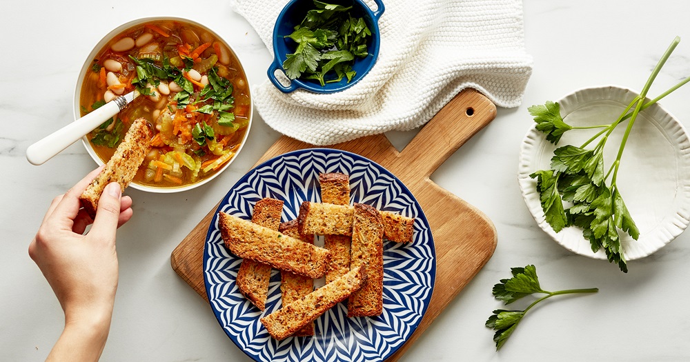 Bean Soup with Garlic Toast