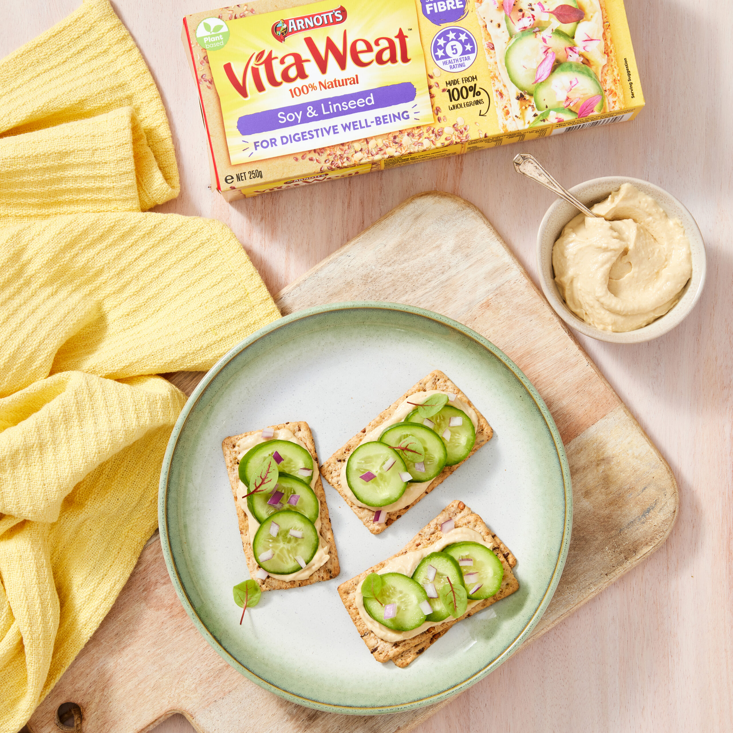 Vita-Weat with Hummus & Cucumber