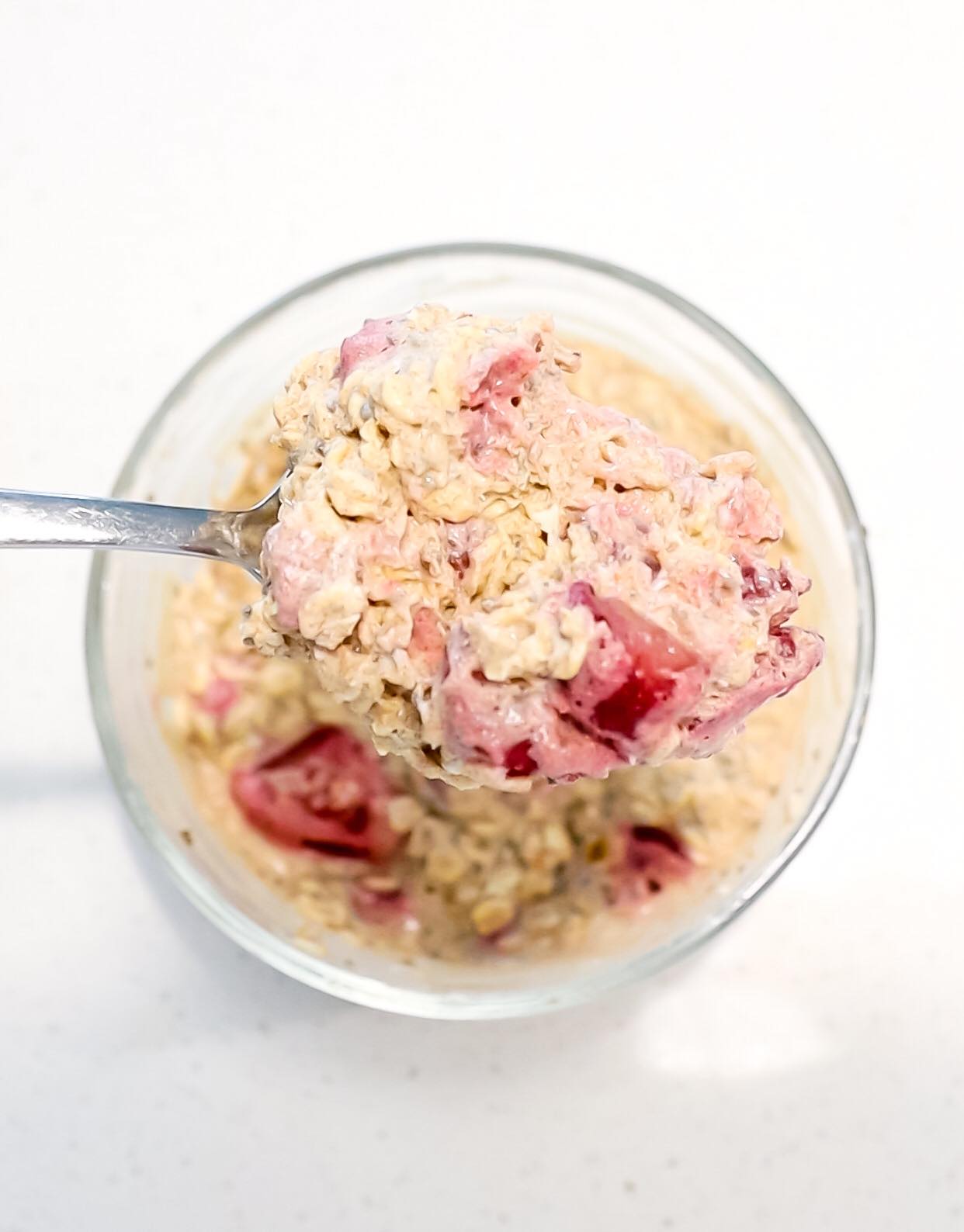 Peanut Butter and Strawberry Overnight Oats