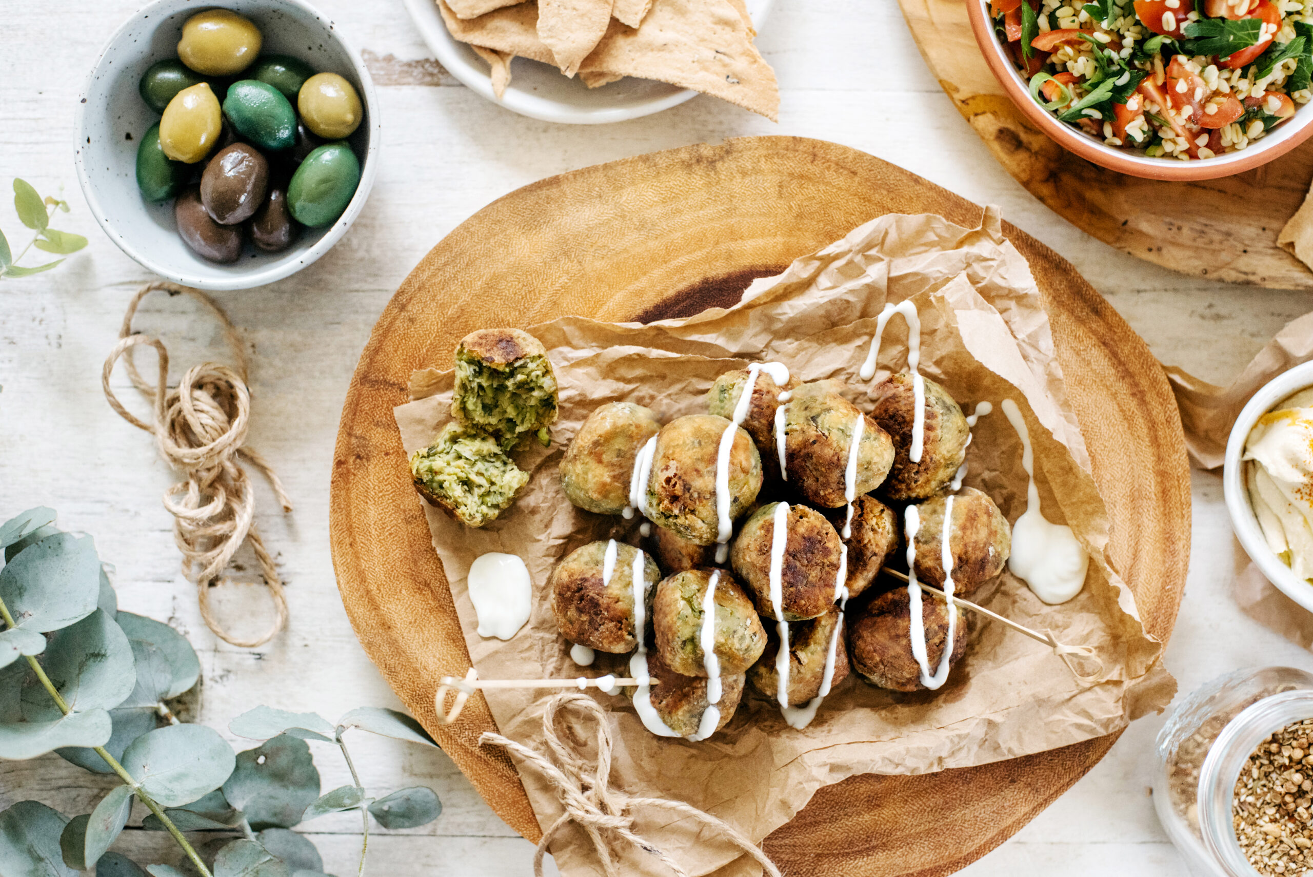 Green pea falafel balls