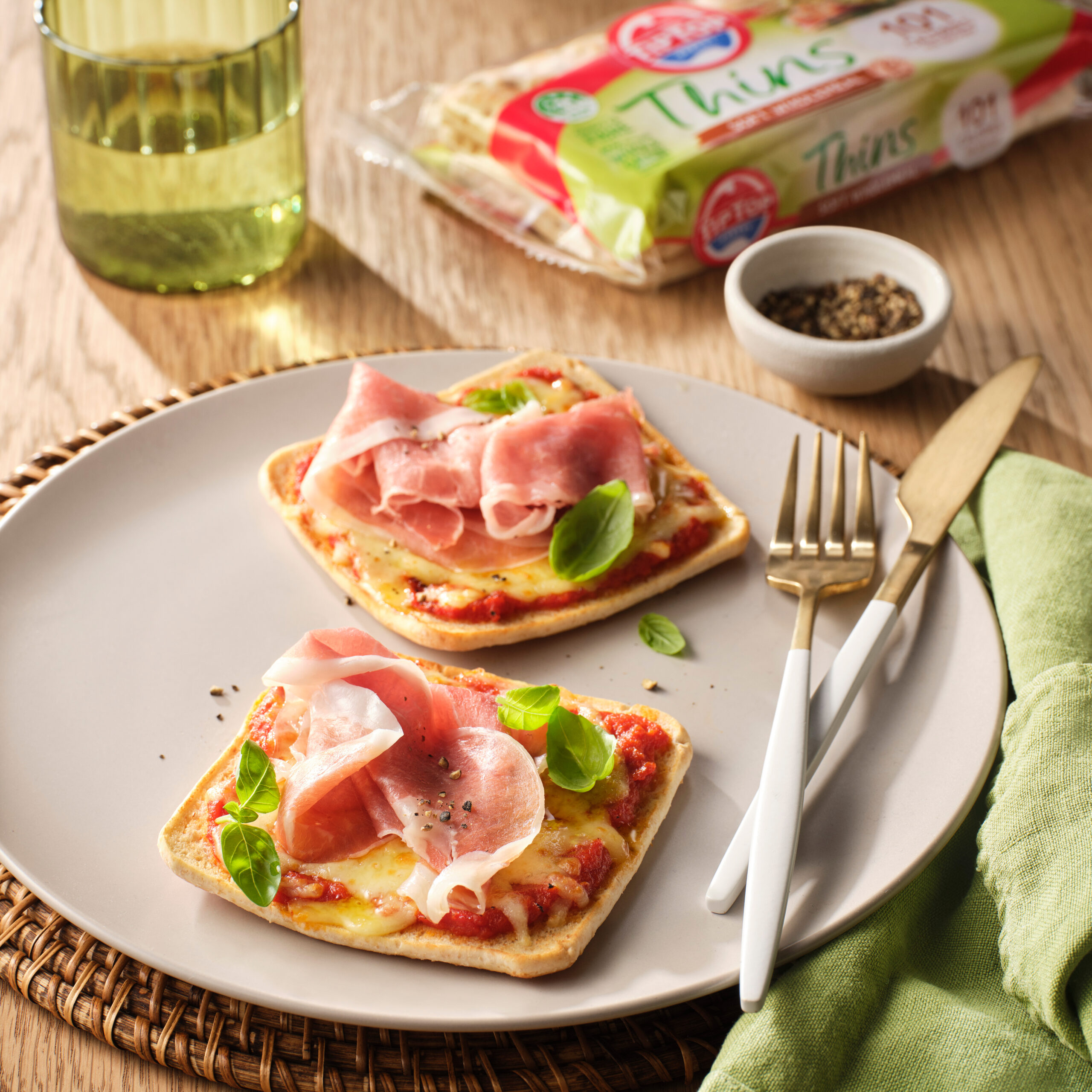 Prosciutto Pizza Thins
