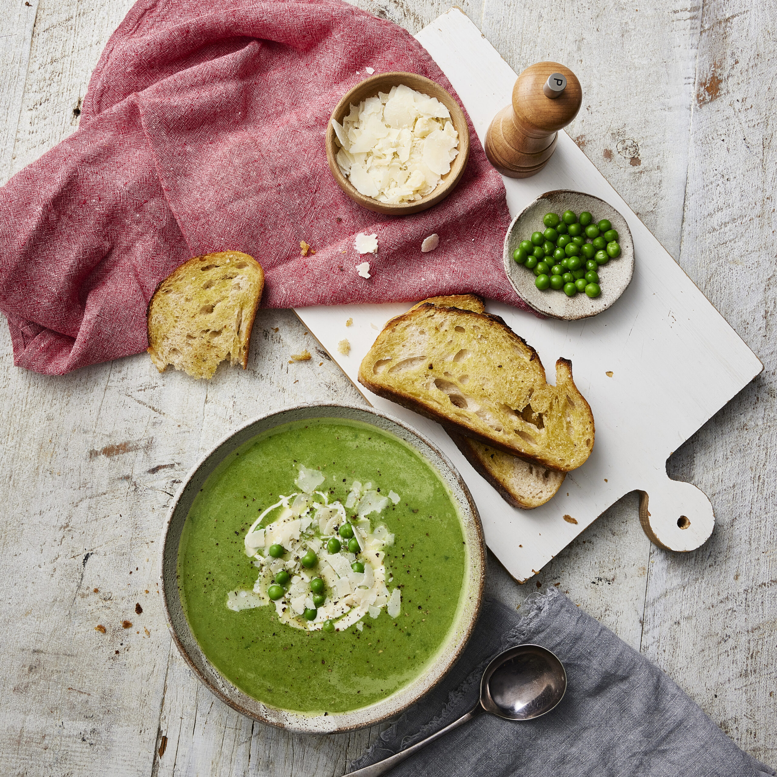 Spinach and Pea Soup